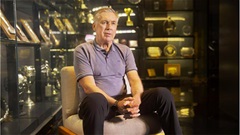 Carlo Ancelotti: ‘Tôi giống như một con tắc kè hoa’